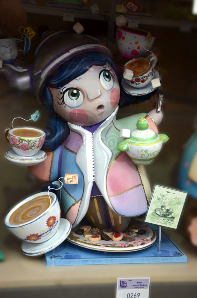 Año 2014, falla Náquera, Laura Volpi, sección tercera infantil, Artista: José Luis Platero Cosí .