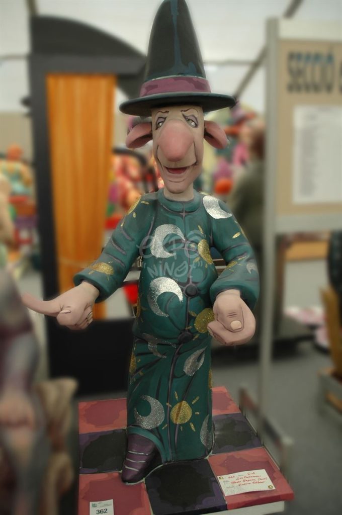 2011 · Luz Casanova – Padre Espasa