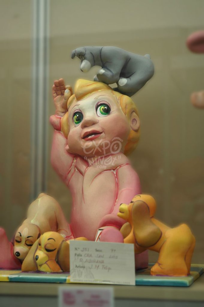 Año 2013, falla Carrera San Luis, Rafael Albiñana, sección séptima Infantil, Artista: José Manuel Felip Gómez.