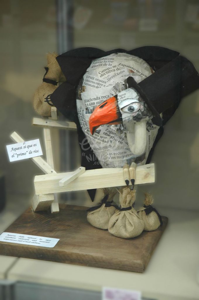 Año 2013, falla Avenida dels Tarongers, Universidad Politécnica, sección quinta Infantil, Artistas: J. Jornet, L. Gómez, E. Martínez, A. Perdigón.