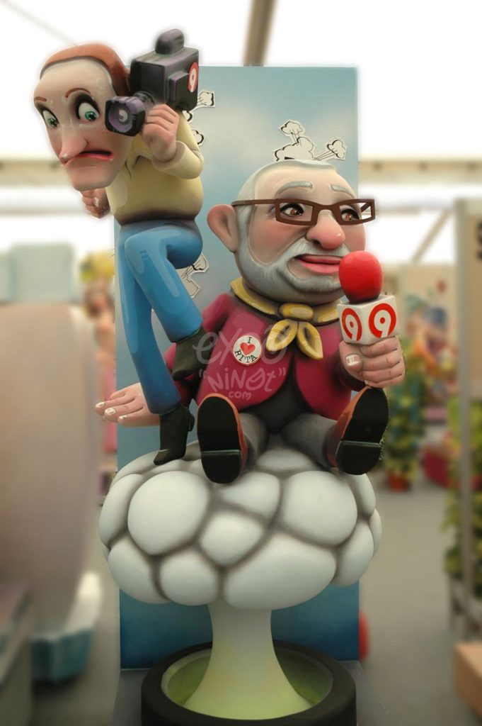 Año 2012, falla Poeta Alberola Totana, sección segunda a, Artista: Xavier Herrero Martínez.