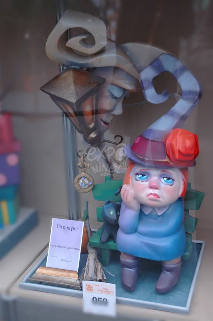 Año 2011, Falla Aras de Alpuente Castell de Pop, sección primera Infantil, Artista: Alberto Abril Armiñana.