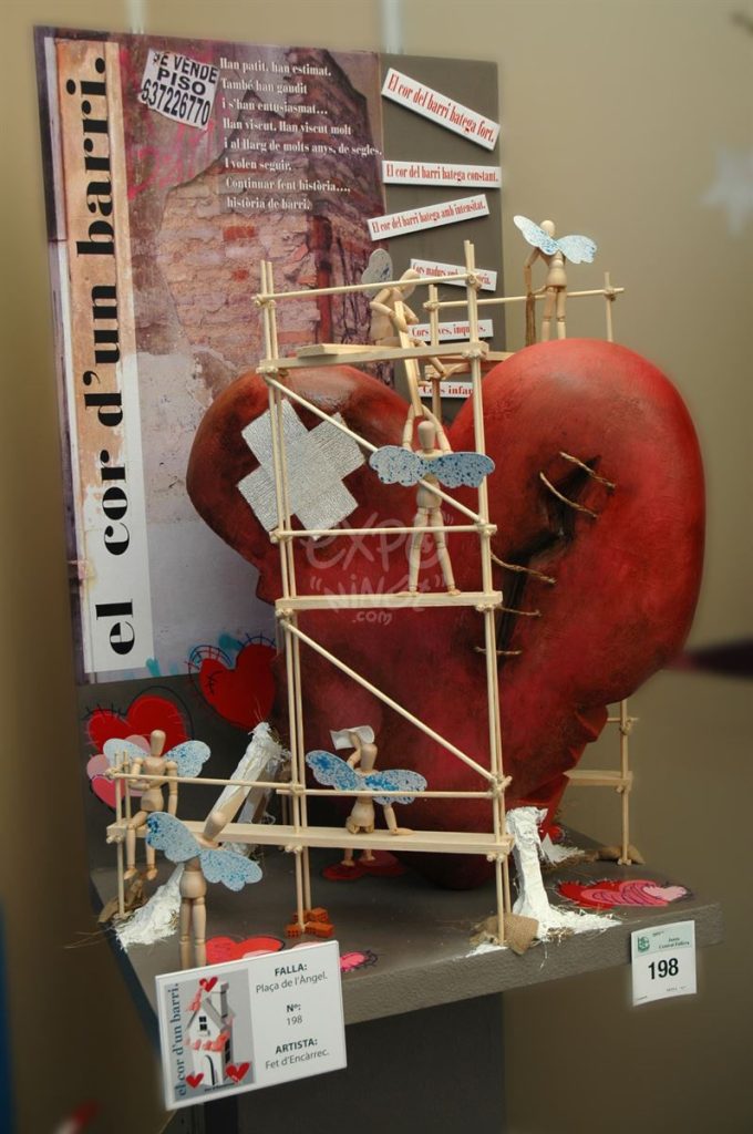 Año 2011, Falla Avenida Burjasot Sierra de Agullent, sección séptima Infantil, Artista: Xavier Bonilla Silvestre.