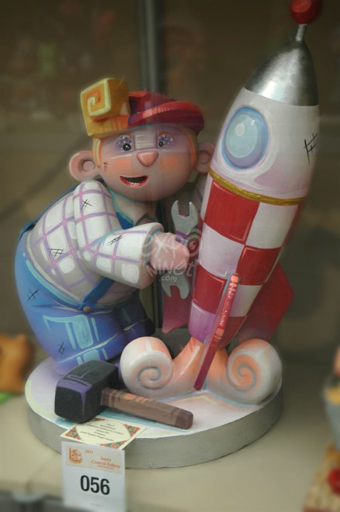 Año 2011, Falla Azcárraga Fernando El Católico, sección cuarta Infantil, Artista: Sergio Fandos Najera.