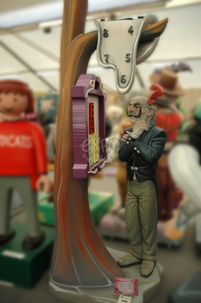 Año 2011, Falla Barrio de San José, sección sexta Infantil, Artista: Lorenzo Fandos Ayoro.