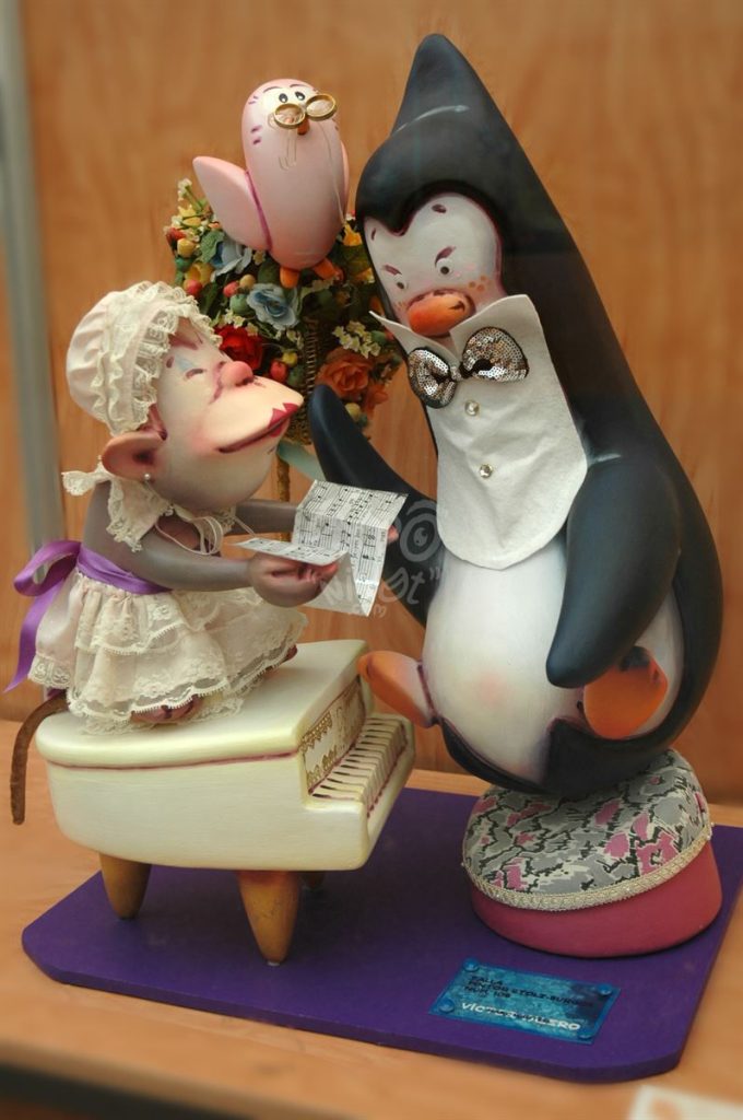 Año 2011, Falla Pintor Stolz Burgos, sección especial Infantil, Artista: Víctor Valero Valero.