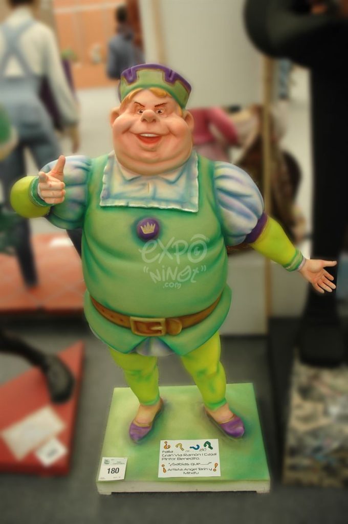 Año 2011, Falla Doctor Álvaro López San Juan de Dios, sección sexta Infantil, Artista: Hermanos Gómez Fonseca.