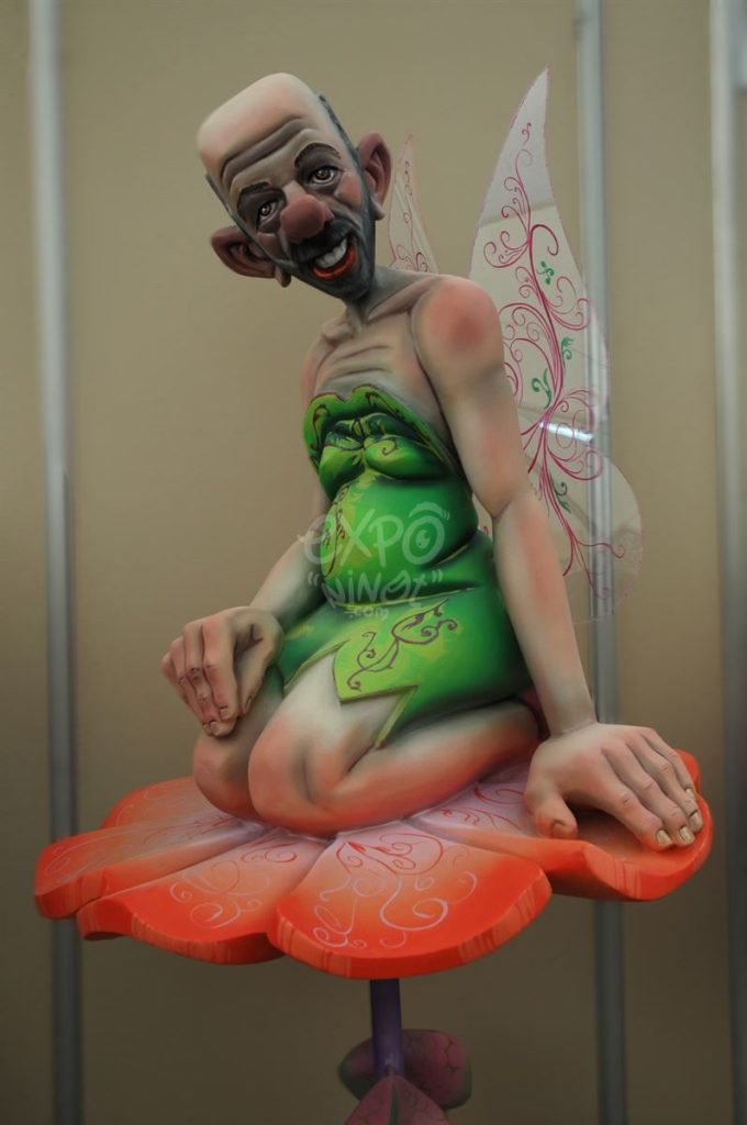 Año 2011, Falla Grupos Virgen del Carmen, sección tercera Infantil, Artista: Ximo Martí Fernández.