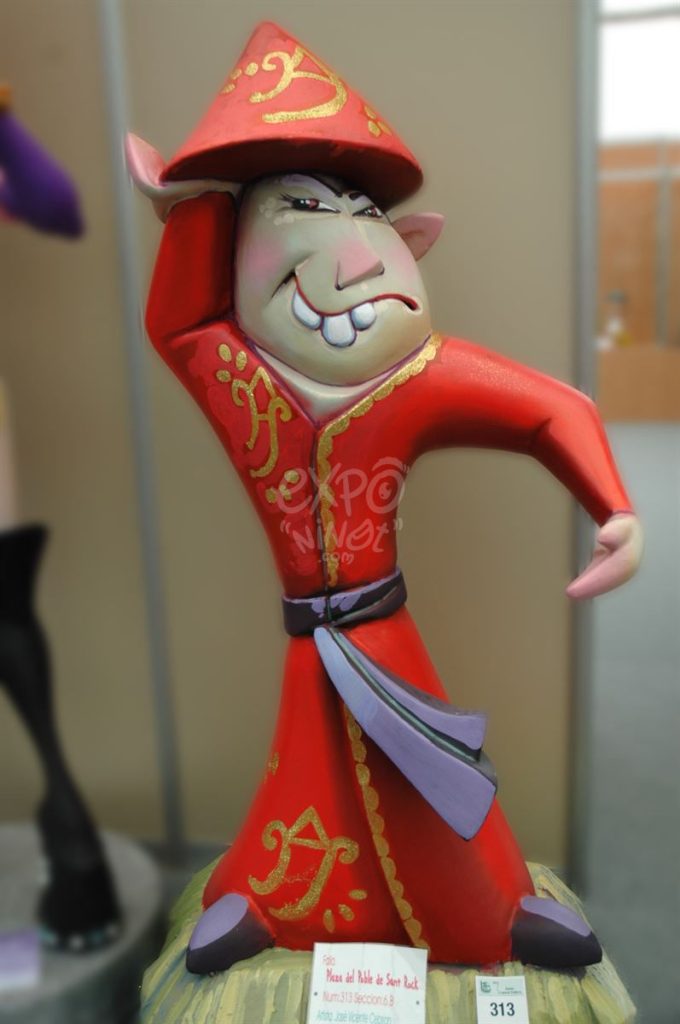 Año 2011, Falla Hellín Pedro de Luna, sección séptima Infantil, Artista: José Ibor Peiró.