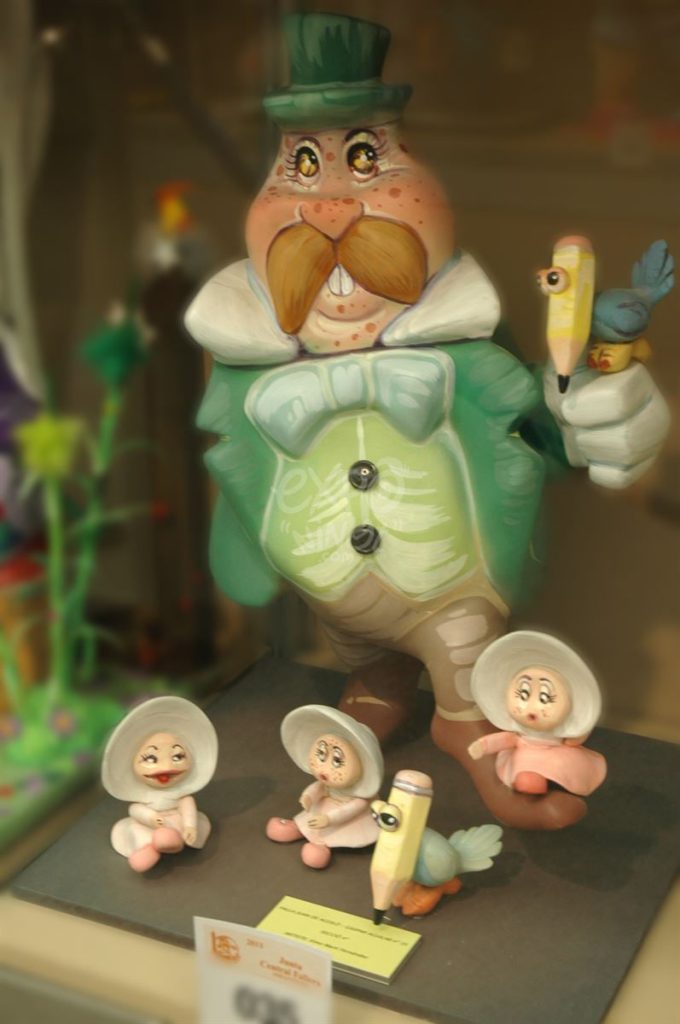 Año 2011, Falla Juan de Aguilo Gaspar Aguilar, sección cuarta Infantil, Artista: Ximo Martí Fernández.