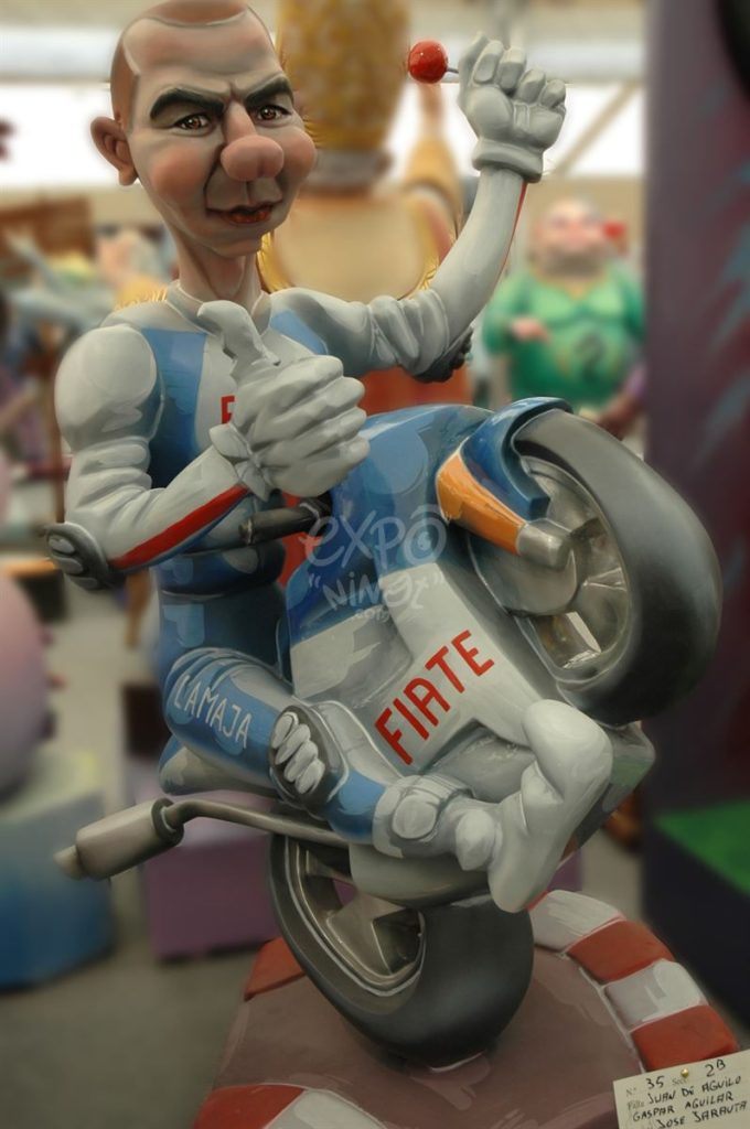 Año 2011, falla Juan de Aguilo Gaspar Aguilar, sección segunda b, Artista: José Jarauta Navajas “Pepo”.