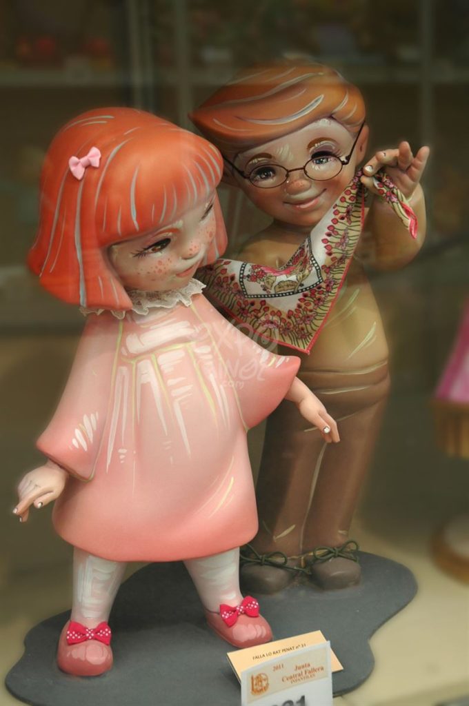 Año 2011, Falla Lo Rat Penat, sección segunda Infantil, Artista: Ximo Martí Fernández.