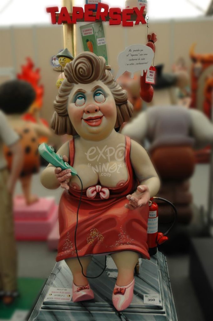 Año 2011, Falla Mendizabal, sección quinta Infantil, Artista: José Acebes Rodríguez.