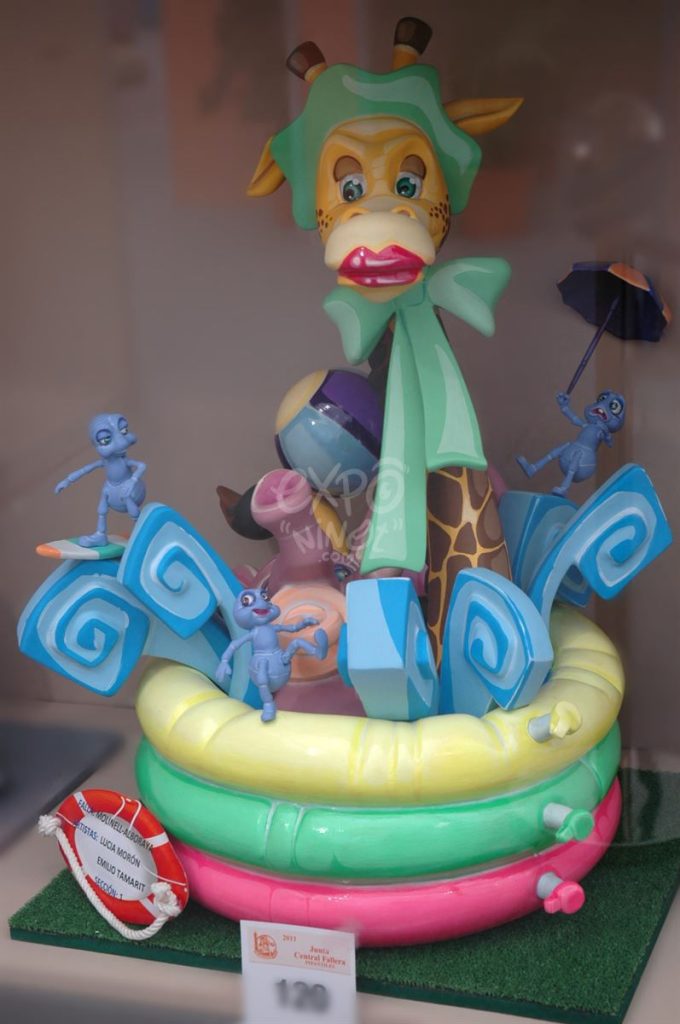 Año 2011, Falla Molinell Alboraya, sección primera Infantil, Artista: Emilio Tamarit Simón y Lucía Morón.
