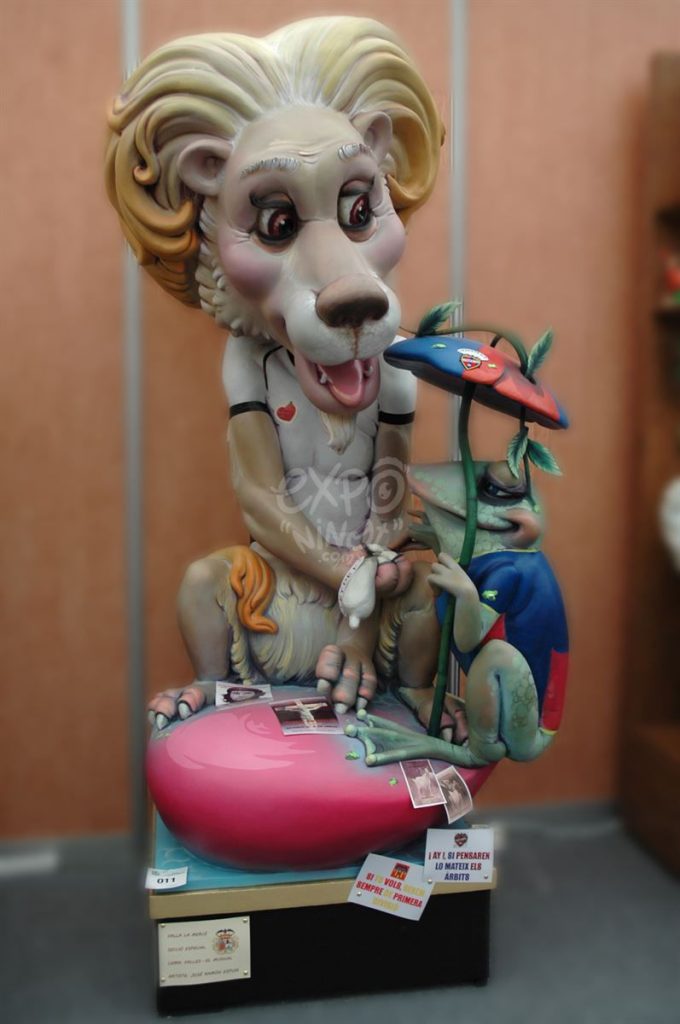Año 2011, falla Plaza de la Merced, sección especial, Artista: José Ramón Espuig Escrivá.