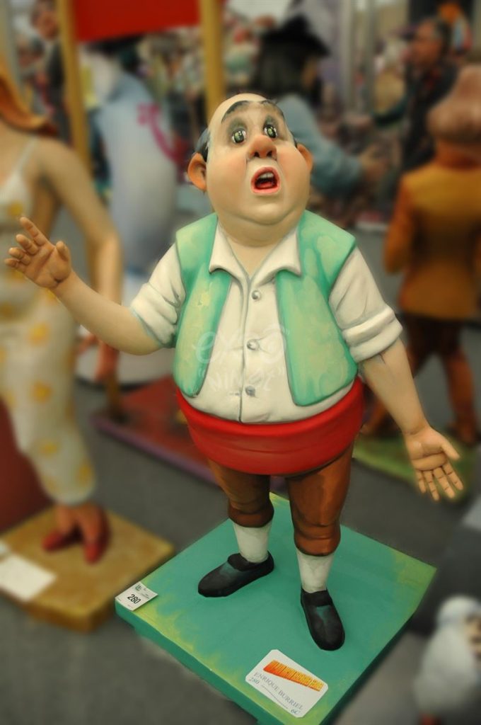 Año 2011, Falla Plaza Doctor Berenguer Ferrer, sección sexta c, Artista: Enrique Burriel Morro.