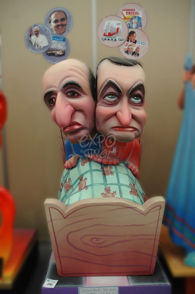 Año 2011, Falla Camino de Moncada Pintor Jacomart, sección séptima a, Artista: Toni Fornes Quijano.