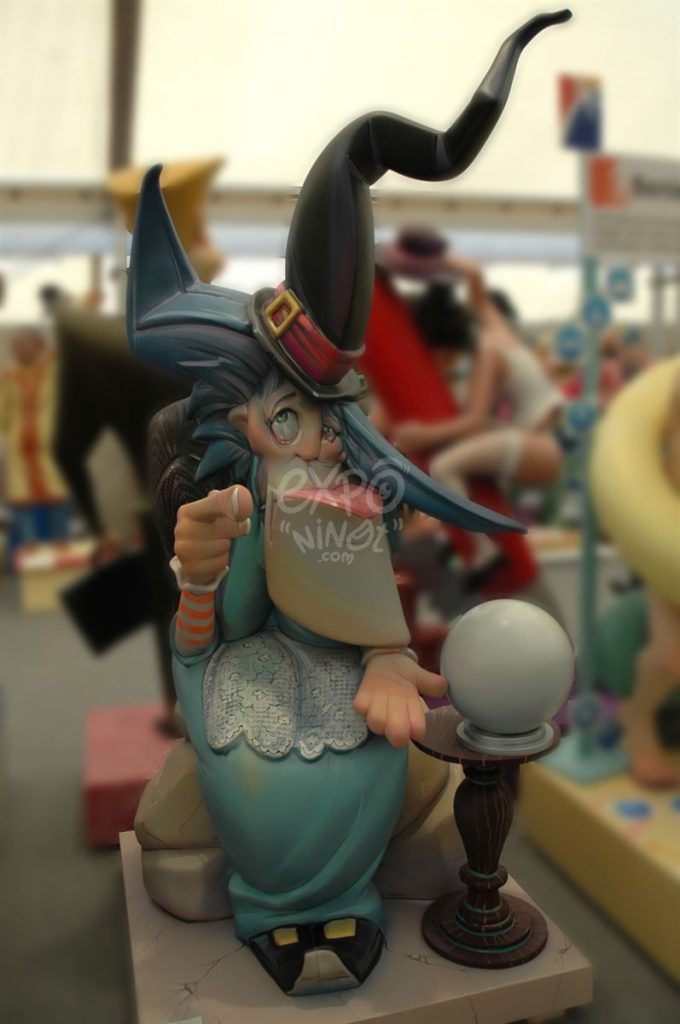 Año 2011, falla Poeta Alberola Totana, sección segunda a, Artista: José Vicente Sanchis Izquierdo.