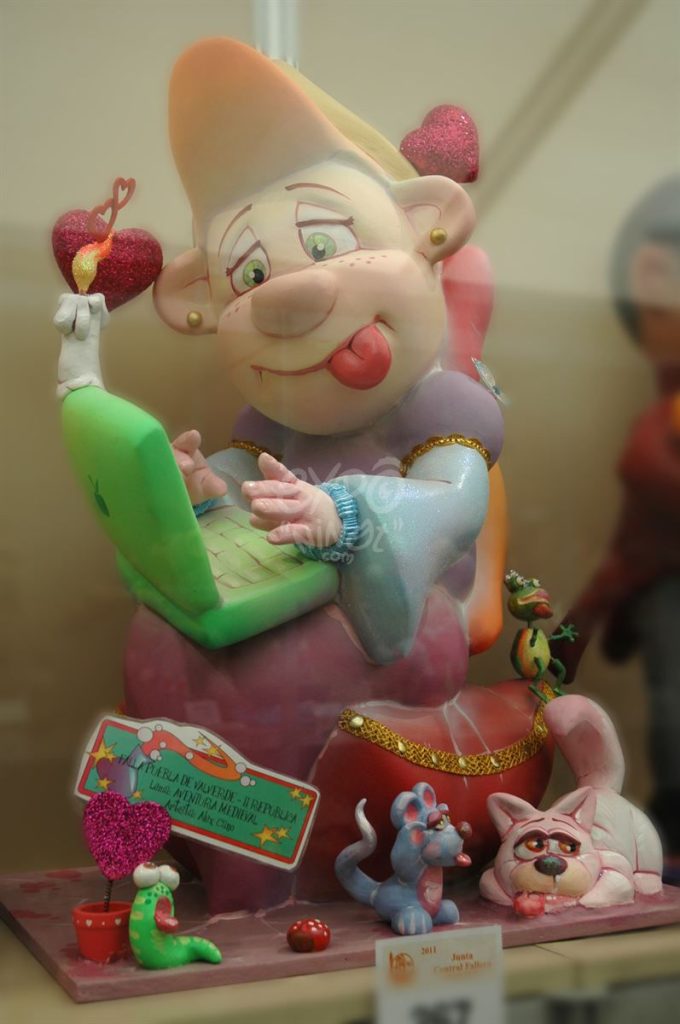 Año 2011, Falla Puebla se Valverde Segunda República Española, sección quinta Infantil, Artista: Alejandro Cano Hernández.