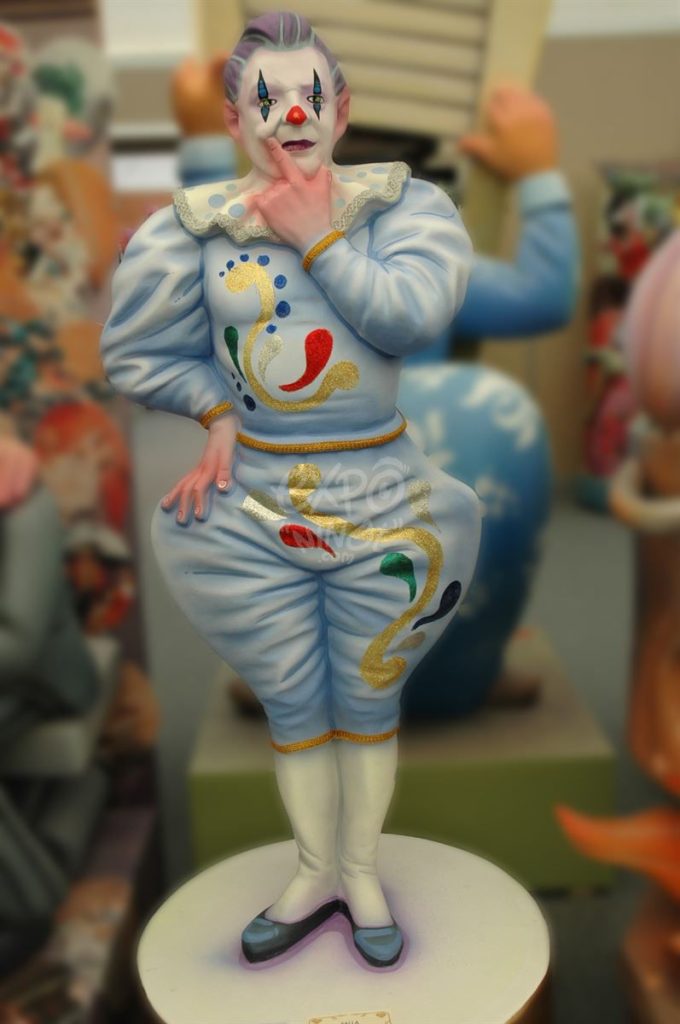 Año 2011, Falla Reina Vicente Guillot, sección cuarta b, Artista: Lorenzo Fandos Ayoro.