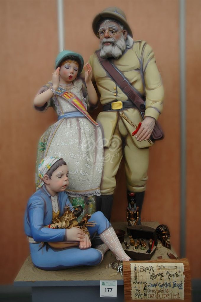 Año 2011, falla Sueca Literato Azorín, sección especial, Artista: Juan Carlos Ferri Herrero.