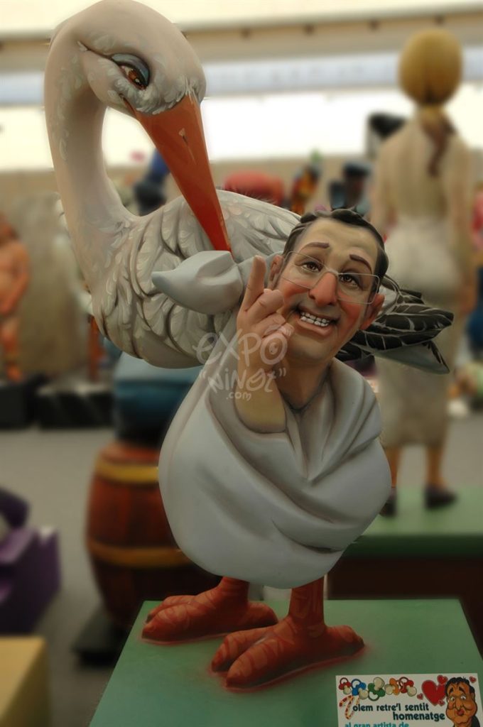 Año 2011, falla Trinidad Alboraya, sección segunda a, Artista: Eva María Cuerva María.
