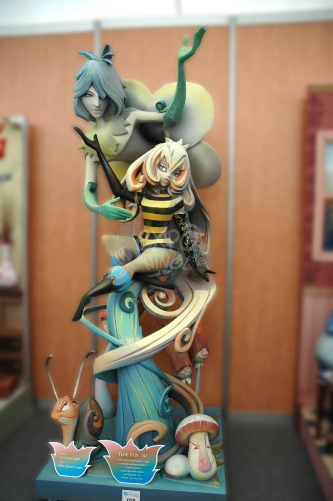 Año 2012, falla Cuba Literato Azorín, sección especial, Artista: Pere Baenas García.