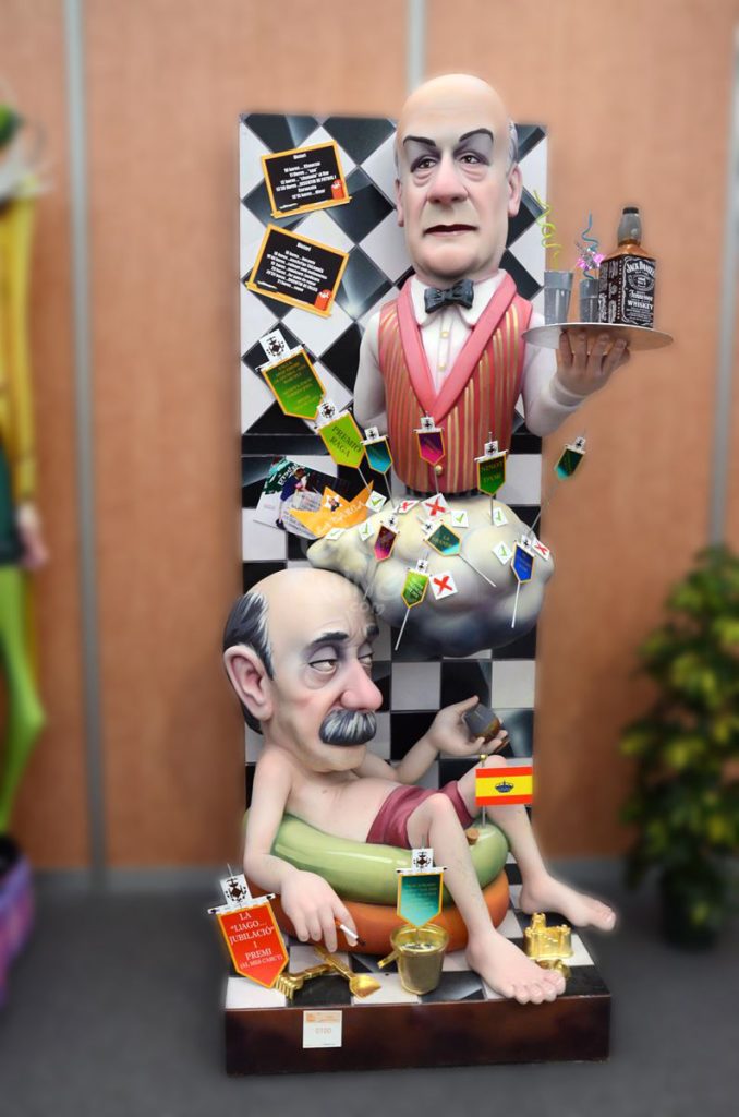 Año 2014, falla Arzobispo Olaechea, San Marcelino, Artista: Francisco Torres.