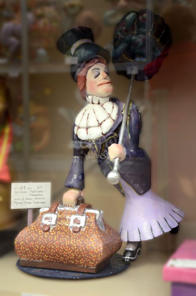 Año 2014, falla Avenida Portugal, Fragata, sección quinta Infantil, Artista: José Ángel Azpeitia Sanz.
