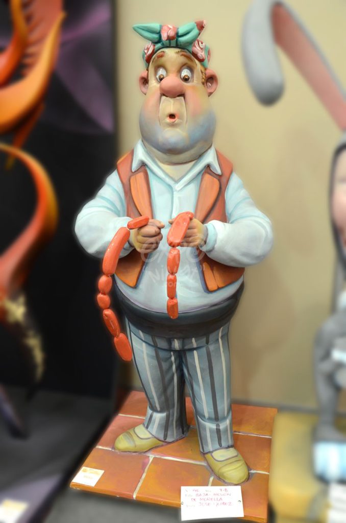 Año 2014, falla Baja, Mesón de Morella, sección séptima b, Artista: José Luis Gómez Mira.