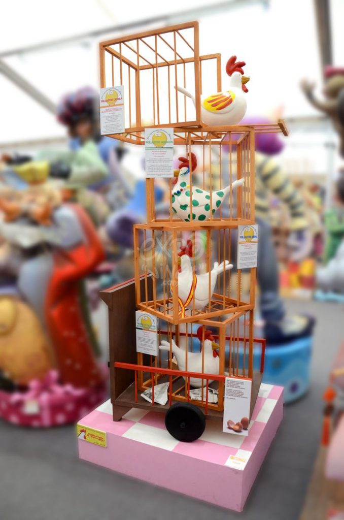 Año 2014, falla Cádiz, Cura Femenía, Puerto Rico, sección segunda b,Artista: La Comisión.