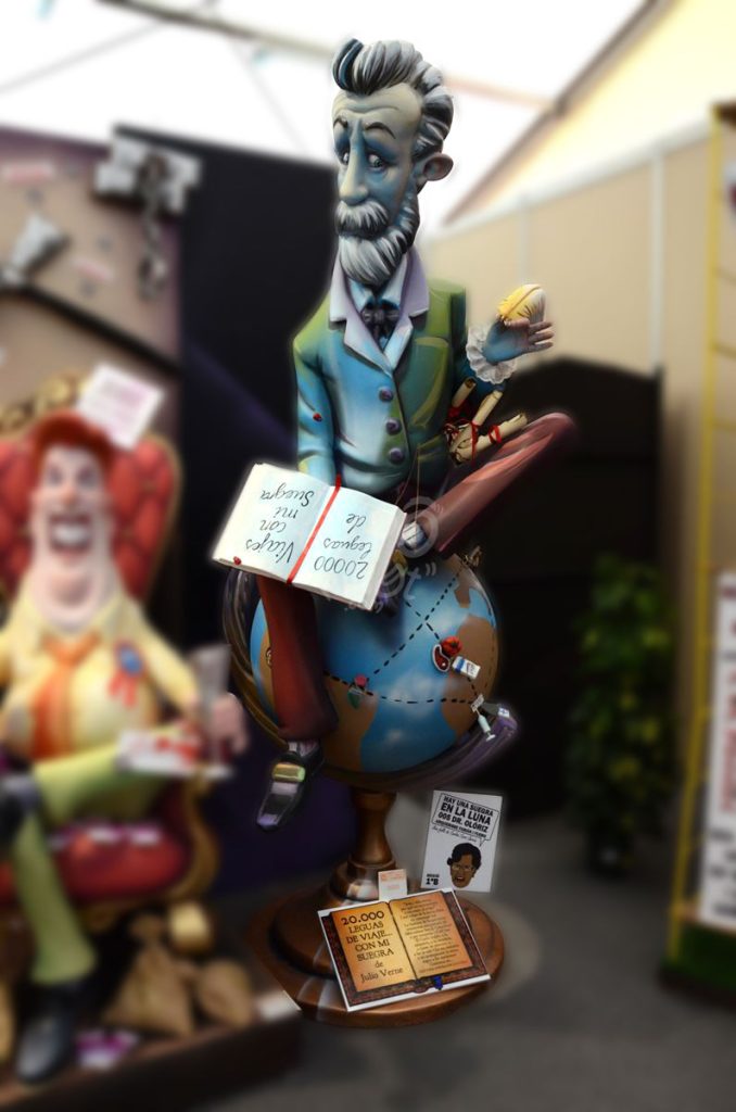 Año 2014, falla Doctor Oloriz, Arzobispo Fabian y Fuero, sección primera b, Artista: Carlos Carsí García.