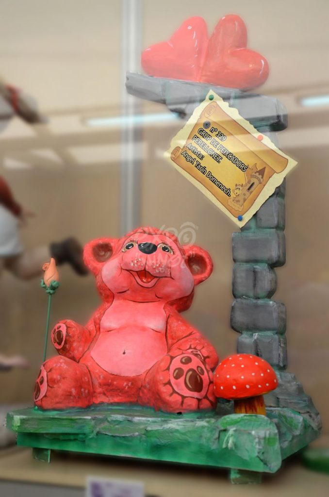 Año 2014, falla El Perellonet, sección decimocuarta Infantil, Artista: Ángel Tarín Doménech.