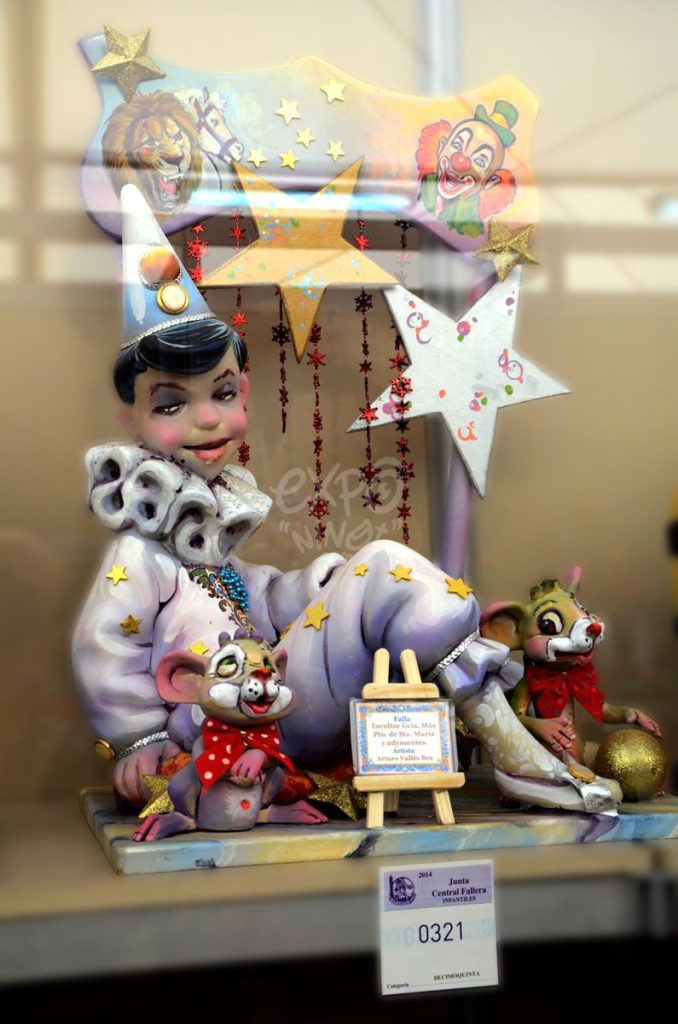 Año 2014, falla Escultor García Mas, Puerto Santa María, sección decimoquinta Infantil, Artista: Arturo Vallés Bea.