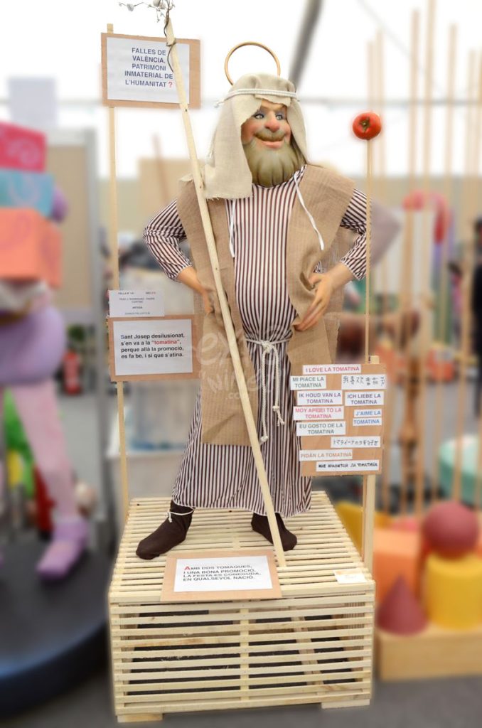 Año 2014, falla Fray J. Rodríguez, Pintor Cortina, sección cuarta a, Artista: Juanjo García López.