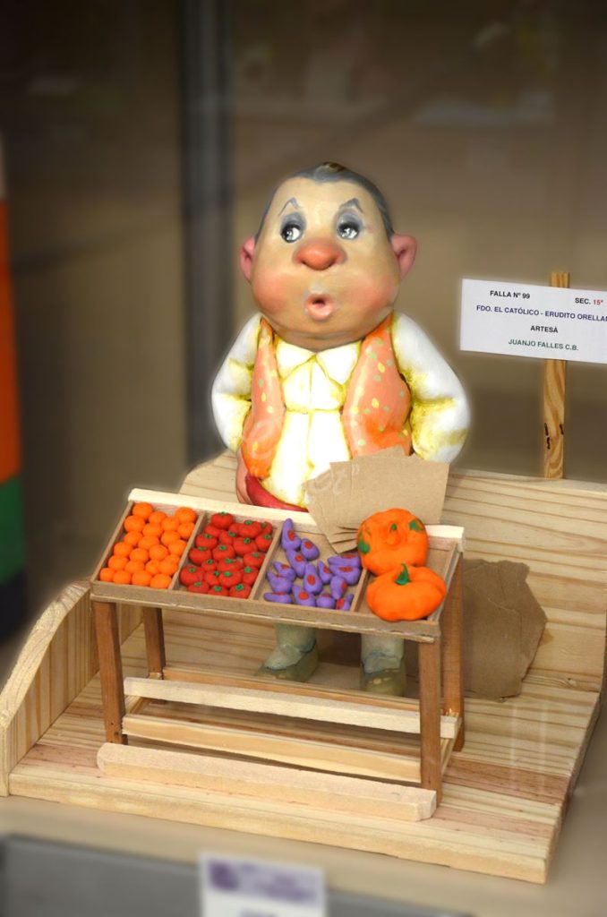 Año 2014, falla Gran Vía Fernando el Católico, Erudito Orellana, sección decimoquinta Infantil, Artista: Juanjo García López.