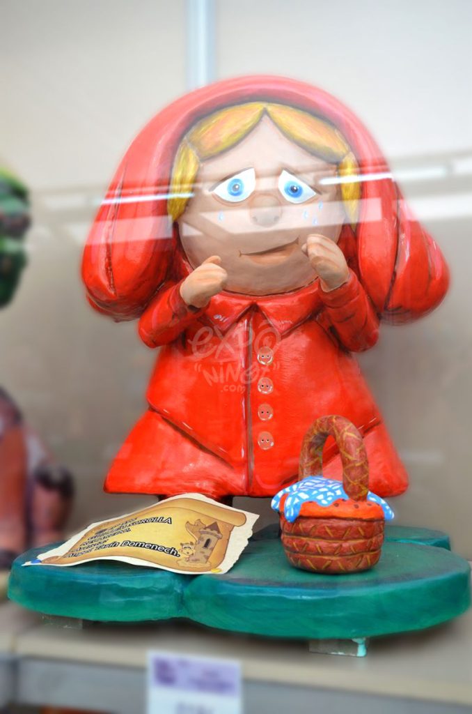 Año 2014, falla Guillen Sorolla, Recaredo, sección decimosexta Infantil, Artista: Ángel Tarín Doménech.