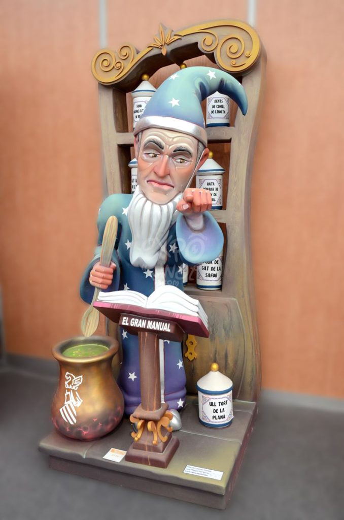 Año 2014, falla Islas Canarias, Trafalgar, Samuel Ros, sección primera a, Artista: Sergio Musoles Ros.