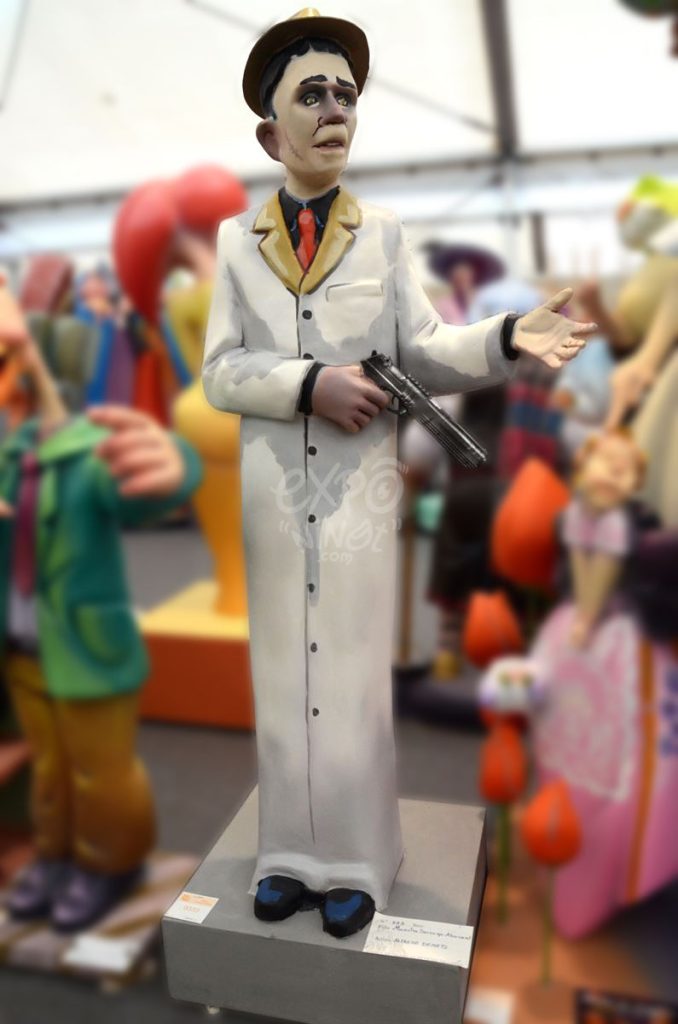 Año 2014, falla Maestro Serrano, Alicante, sección séptima a, Artista: Alfredo Demets Vidal.