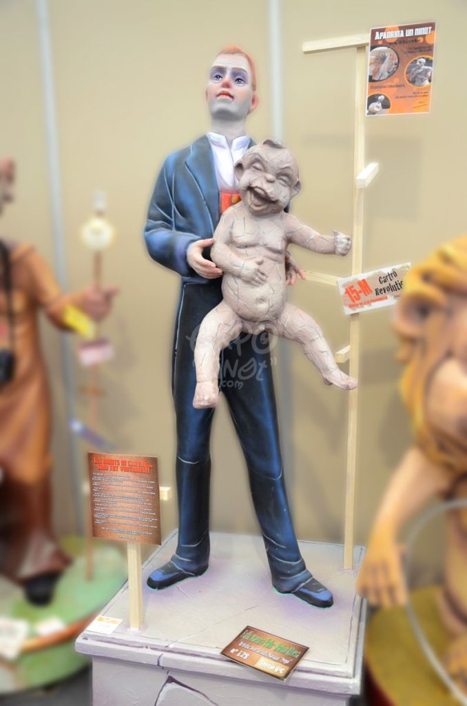 Año 2014, falla Maestro Valls, Marino Albesa, sección sexta c, Artista: José Jarauta Navajas “Pepo”.