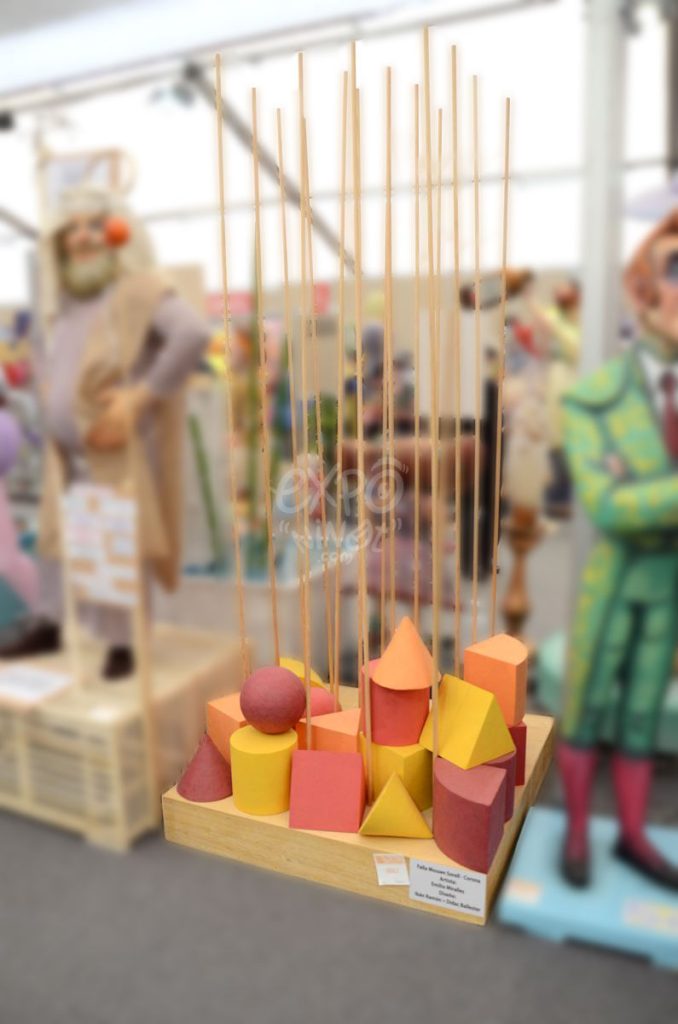 Año 2014, falla Mosén Sorell, Corona, sección cuarta a, Artistas: Dídac Ballester, Emilio Miralles Ferrero, Ibán Ramón.
