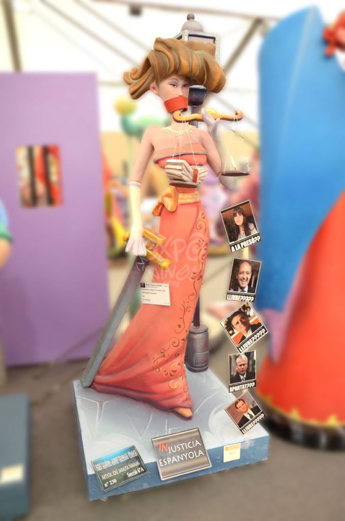 Año 2014, falla Mossén José Cuenca, Pinedo, Artista: José Jarauta Navajas “Pepo”.