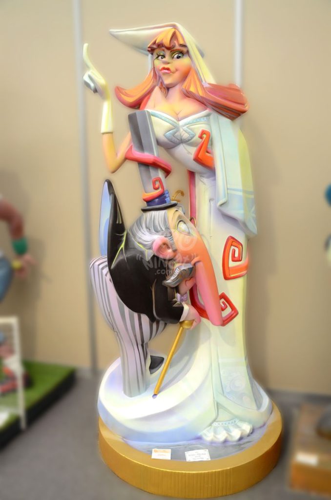 Año 2014, falla Padre Santonja, Cardenal Benlloch, sección tercera a, Artista: Lázaro Chuecos Sánchez.