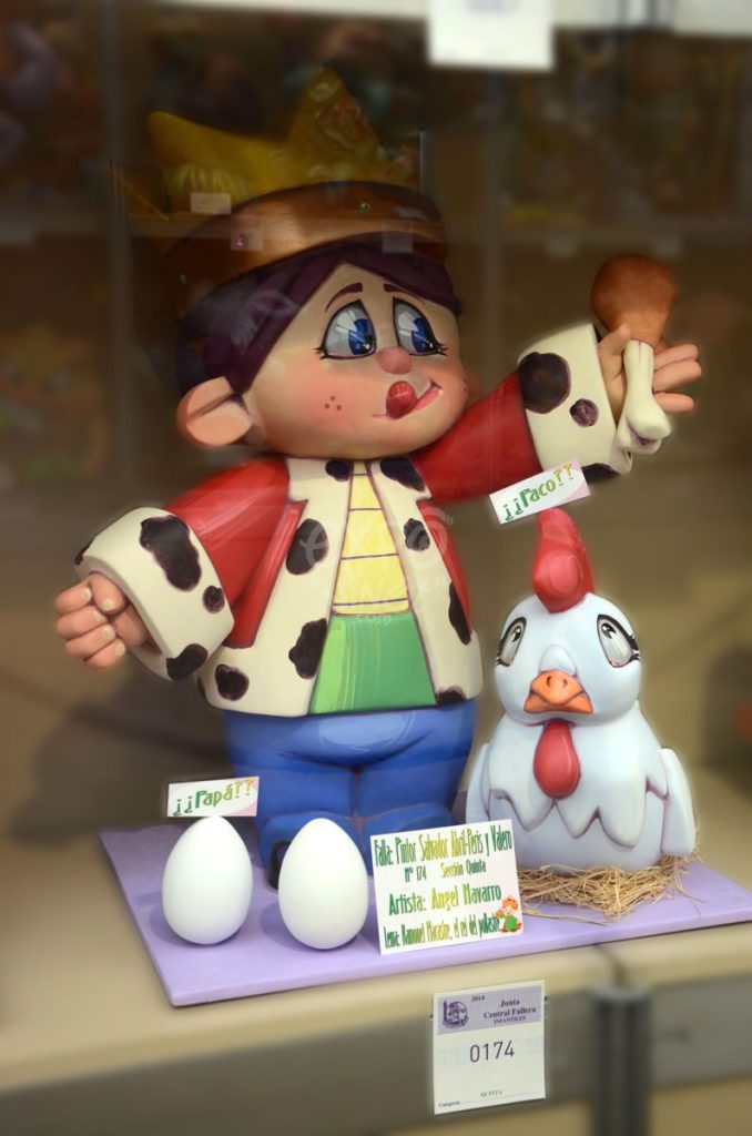 Año 2014, falla Pintor Salvador Abril, Peris y Valero, sección quinta Infantil, Artista: Ángel Navarro Requena.