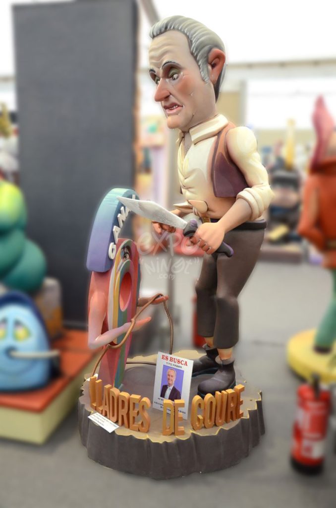 Año 2014, falla Pintor Salvador Abril, Peris y Valero, sección segunda b, Artista: Sergio Musoles Ros.