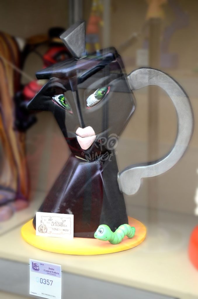 Año 2014, falla Plaza de la Morería, sección duodécima Infantil, Artista: Antonio Ramos Asensi.