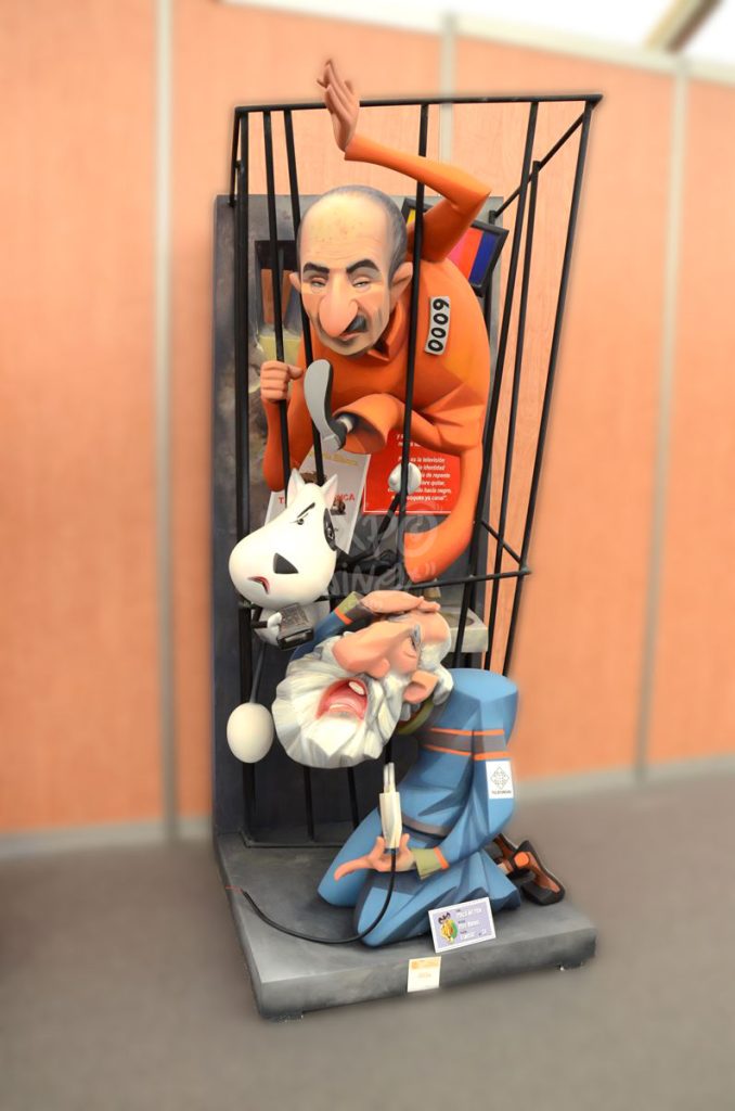 Año 2014, falla Plaza del Pilar, sección especial, Artista: Pere Baenas García.