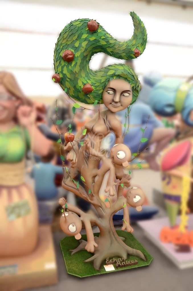 Año 2014, falla Plaza Sainetero Arniches, Arquitecto Ribes, sección quinta b, Artista: Jorge Navarro Doñate.