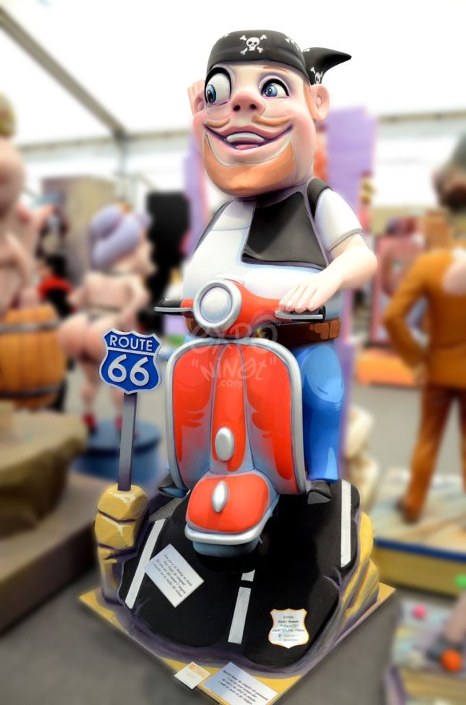 Año 2014, falla Poeta Alberola, Totana, sección segunda a, Artista: Xavier Herrero Martínez.