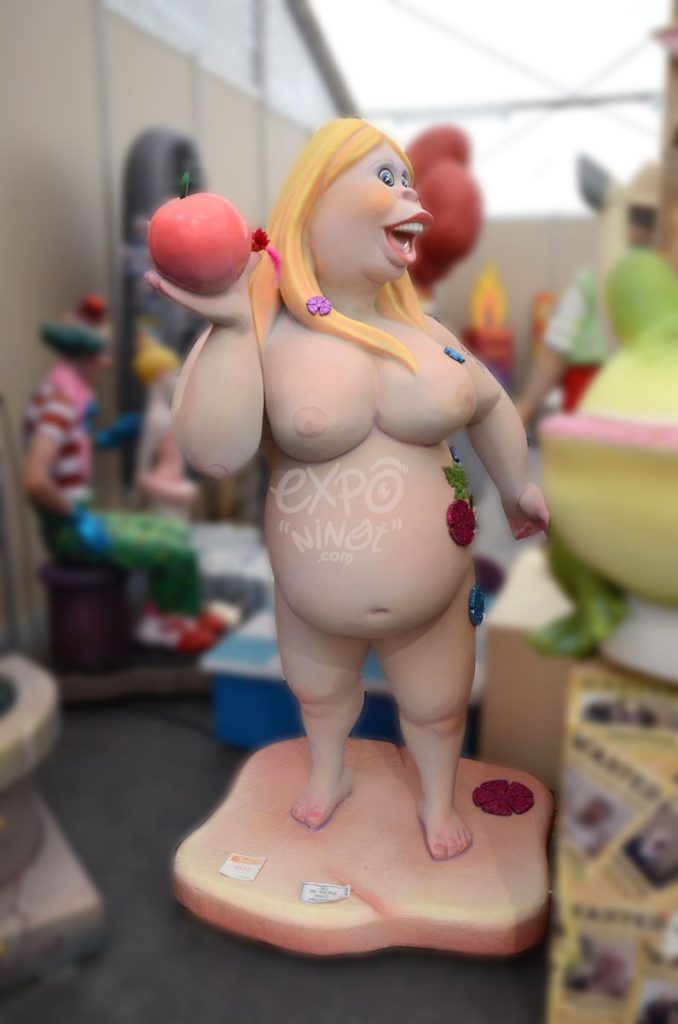 Año 2014, falla Reina, Vicente Guillot, sección tercera b, Artista: Lorenzo Fandos Ayoro.